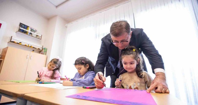 İzmir’de kadın ve çocuk odaklı sosyal politikalar güçleniyor