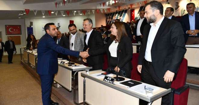 Başkan Yıldız'dan ilk mecliste uyum mesajları...