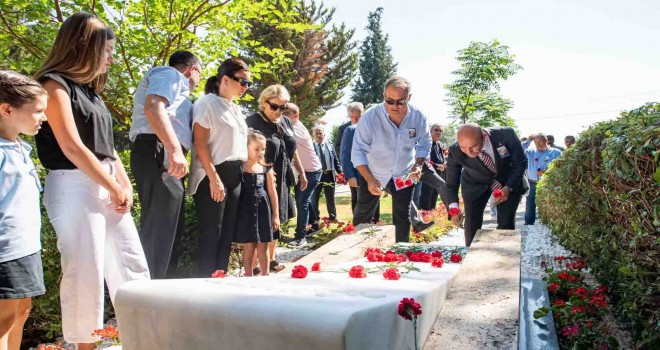 Unutulmaz Başkan Ahmet Piriştina kabri başında anıldı