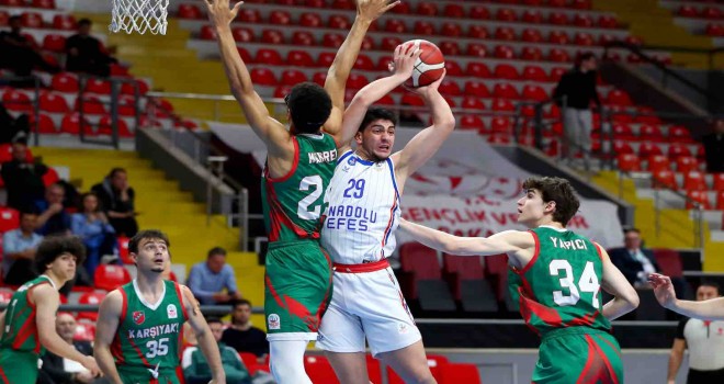 Karşıyaka'nın gençleri finali kaçırdı