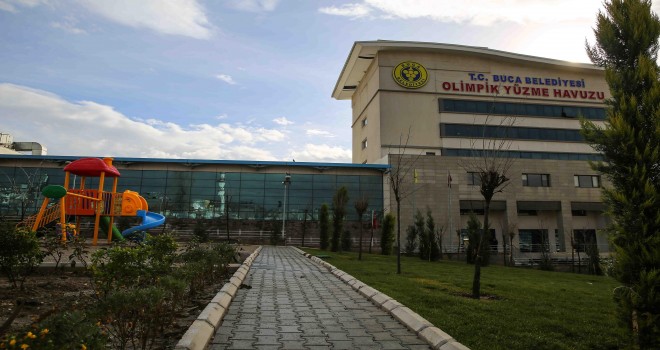 Buca'da üç açılış...