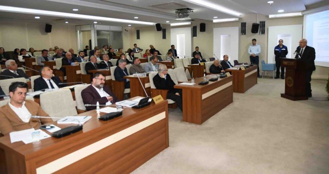 Karabağlar Belediyesi'nin 2022 faaliyet raporu kabul edildi