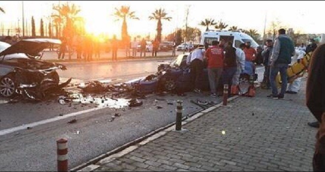 Bostanlı Pazar yeri yakınında kaza: 1 Ölü...