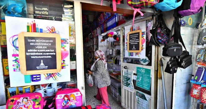 İzmir Büyükşehir Belediyesi’nden 25 bin öğrenciye destek