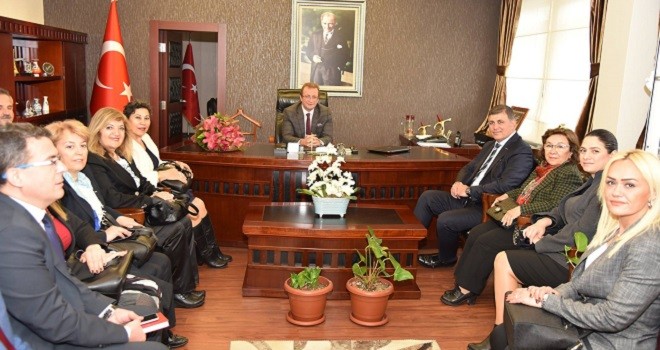 Başkan Dr. Cemil Tugay, Kaymakam Çalışır'ı ziyaret etti