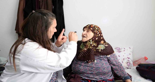 Bayraklı Belediyesi sağlık hizmetleriyle 19 bin kişiye ulaştı