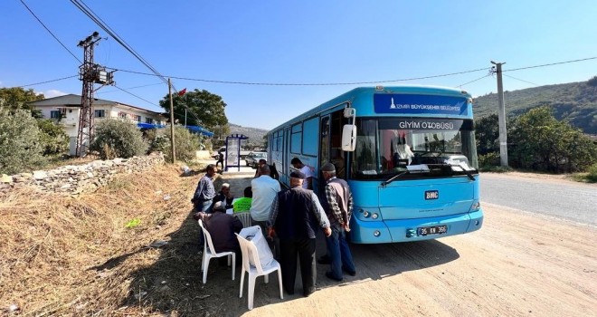 Giyim Otobüsü yollarda