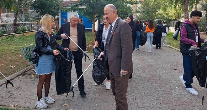 Öğrencilerden çevre temizliği seferberliği