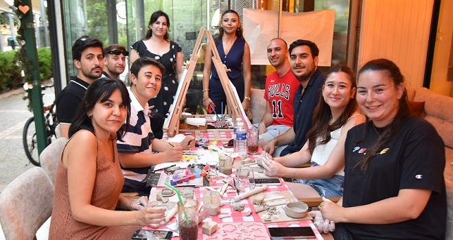 Kafede çikolata tadında sanat