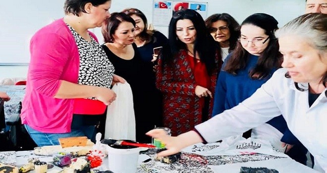 Engelli Merkezinde Tokat Tahta Baskı ve Bez ayağı Dokuması kursu