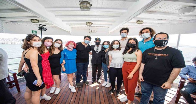 19 Mayıs’ta İzmirli gençlerle Körfez turu