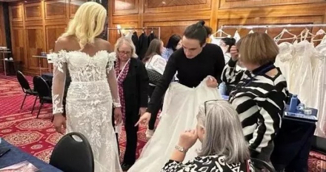 Londra modasında İzmir rüzgarı