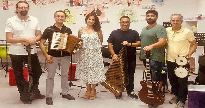 Karşıyaka Sanat Derneği’ndan HEY sürprizi…