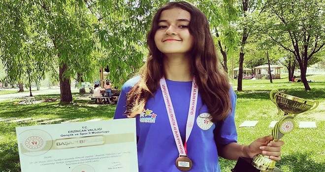 Bostanlısporlu oryantiringci İzmir karmasıyla 3. oldu