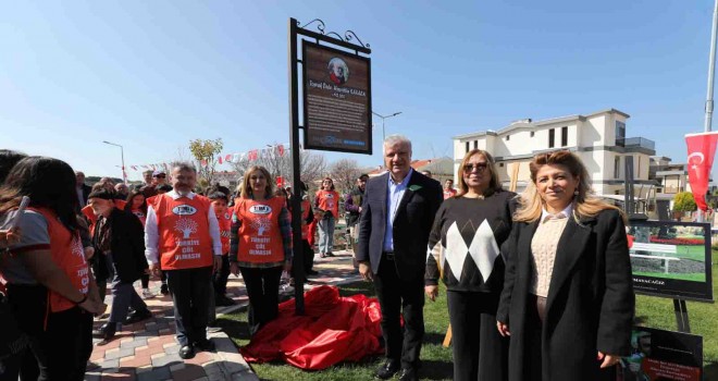 Narlıdere Toprak Dede'nin adını yaşatıyor