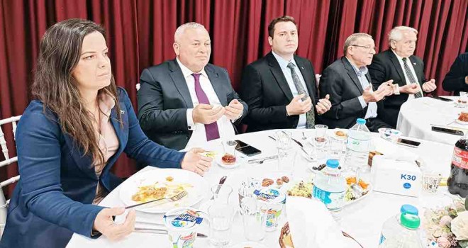 Bostancıoğlu: İzmir gerçekten dokunulmak istiyor