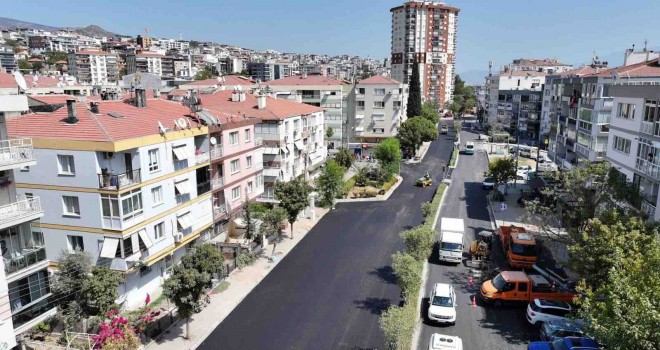 İzmir'in yolları yenilenmeye devam ediyor