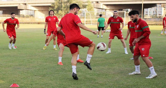 Karşıyaka savunmaya genç arıyor...