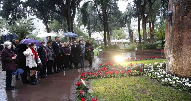 29 Ekim Kadınları, Zübeyde Anne’nin huzurunda