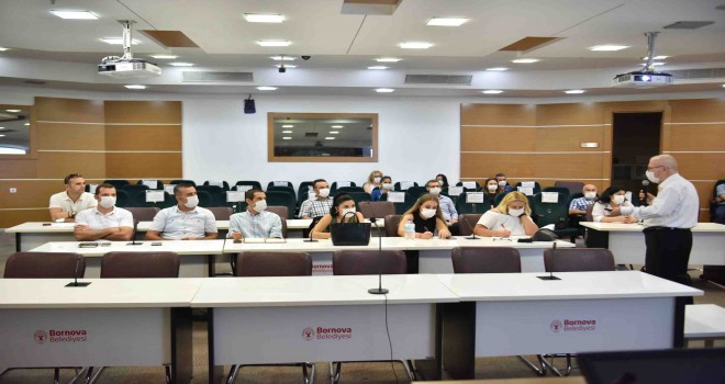 Bornova Belediyesi’nden personele yönelik eğitim