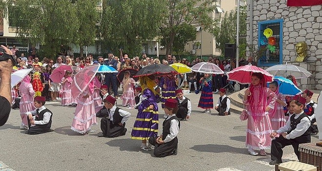 Mustafa Reşit Paşa İlkokulu'nda muhteşem gösteri...