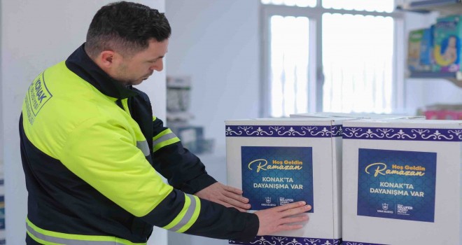 Konak’ta dayanışma kolileri vatandaşlarla buluşuyor