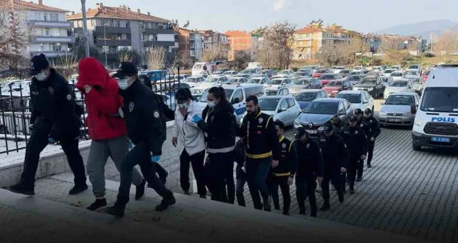 İzmir'de fuhuş operasyonu