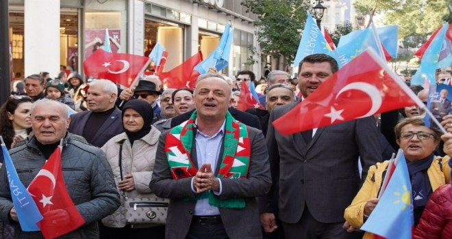 Özlale: Karşıyaka'ya teknoloji kampüsü yapacağız