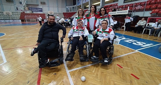Boccia turnuvasında heyecan başladı.