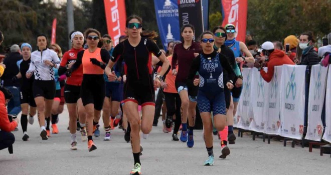 İzmir’in ilk duatlonu nefes kesti
