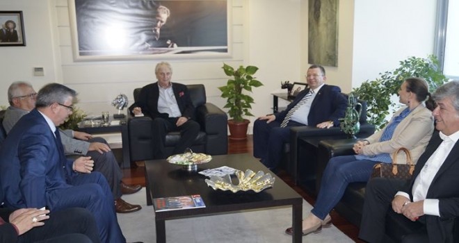 Demokrat Parti İzmir Büyükşehir Belediye Başkan Adayı Ülük'ten EBSO'ya ziyaret