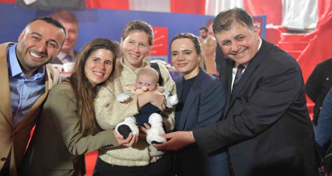 Başkan Tugay'dan Çeşme'ye yatırım sözü