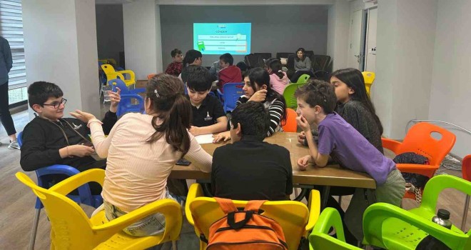 İzmir Çocuk Meclisi’nde yoğun mesai