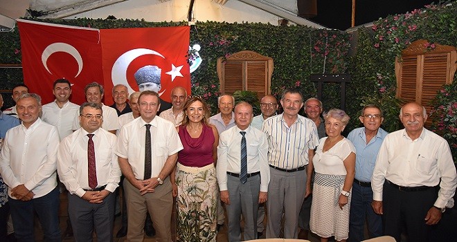 Müftülükten, Cem Vakfı yöneticilere iftar...