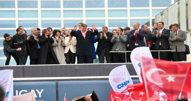 Cemil Tugay: İzmir Büyükşehir Belediyesi elleri temiz, yürekleri temiz insanlar tarafından yönetilecek