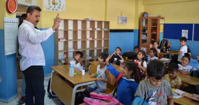 Dikili Belediyesi’nden eğitime destek