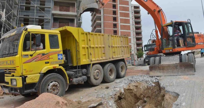 Başkan Gümrükçü’den altyapı çalışmalarına sıkı denetim