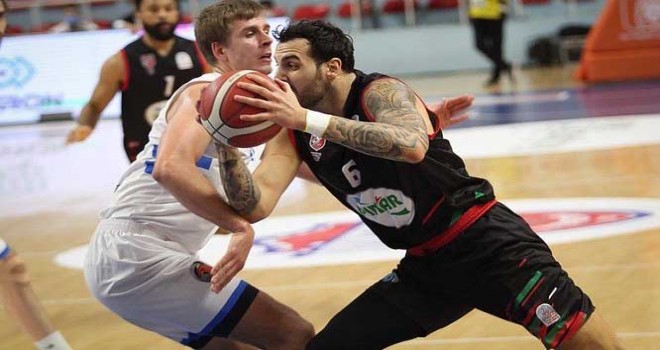 Pınar Karşıyaka, Büyükçekmece'de güldü