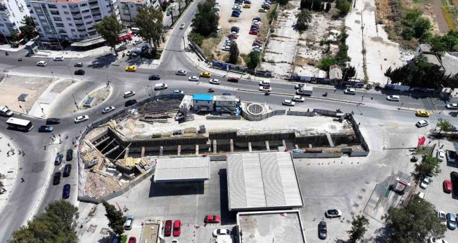 Hastane yolcuları için özel yaya tüneli