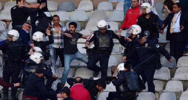 10 taraftar göz altına alındı