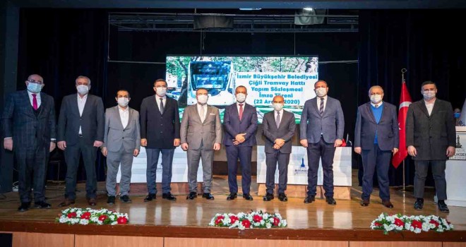 Çiğli Tramvayı'nın yapım sözleşmesi imzalandı