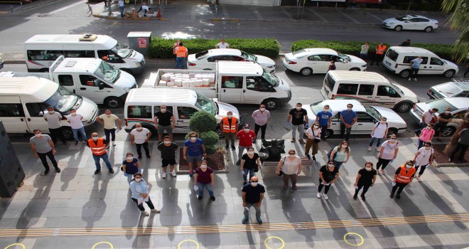 Karşıyaka’da dayanışma büyüyor