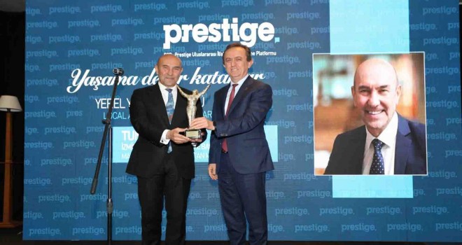 Tunç Soyer’e Yaşama Değer Katanlar Ödülü