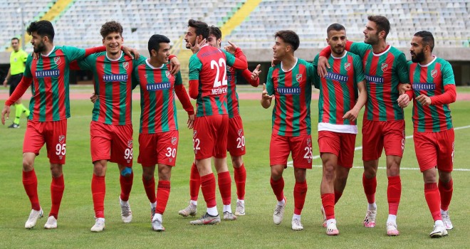 Karşıyaka, Çarşambaspor'u mağlup etti