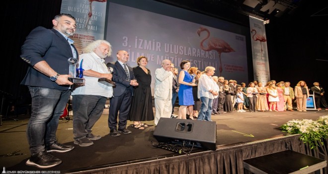 Kristal Flamingo’lar sahiplerini buldu