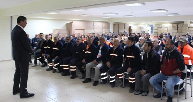 Dr. Tugay Karşıyaka Belediyesi işçileriyle bir araya geldi