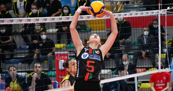 Karşıyaka, Gaziantep Adam Voleybol'a kaybetti
