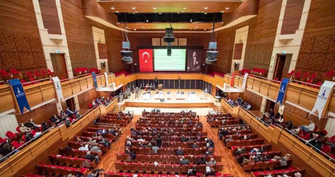 İzmir Büyükşehir Belediye Meclisi'nin Ocak ayı ilk birleşimi yapıldı