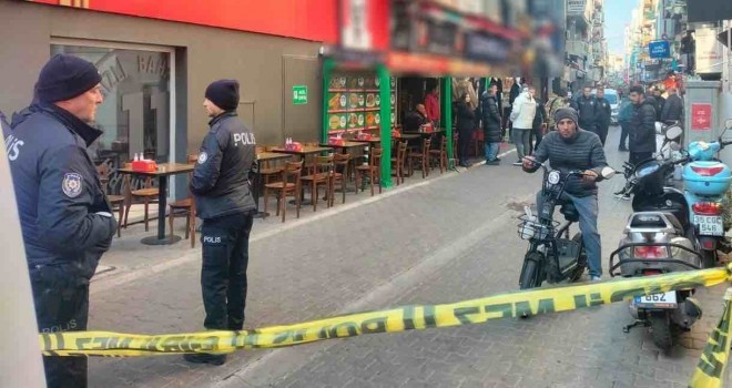 Karşıyaka Çarşı'da intihar girişimi