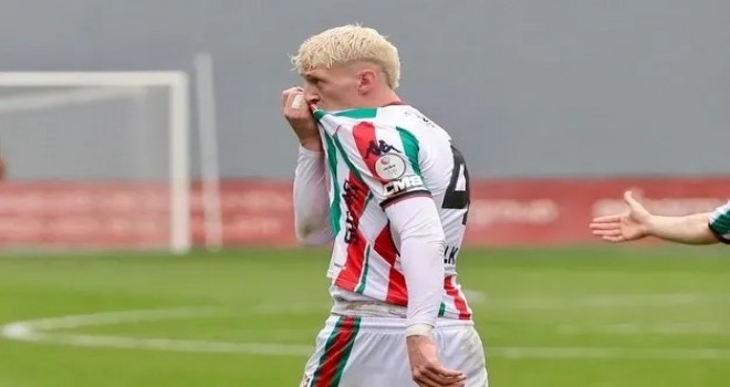 Karşıyaka, Abdülkadir Öksüz ile anlaşamadı